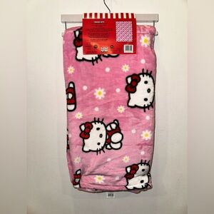 Hello Kitty PINK Yellow Daisies 46x60  Throw Blanket NWT Tiktok
